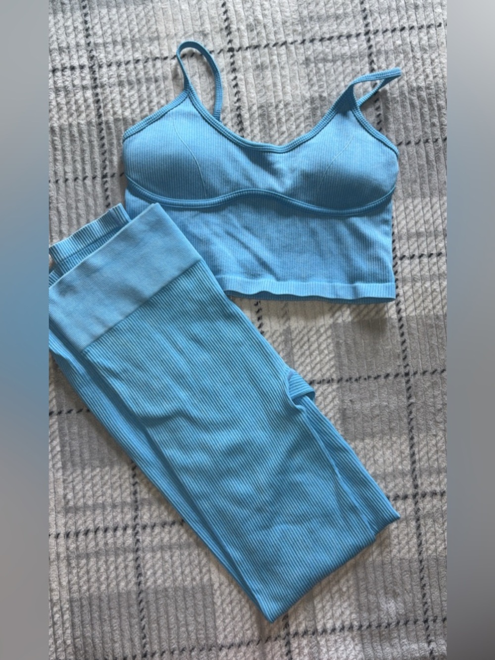 Matching set - Picture 1 of 1